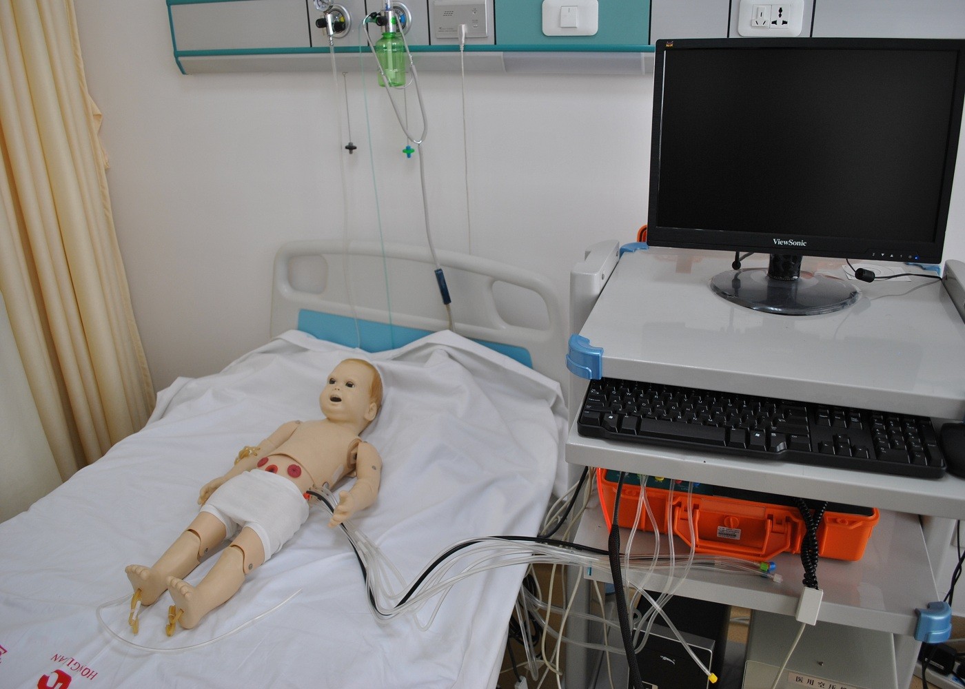 病院のための BVM、大学訓練の理性的な ACLS の赤ん坊の救急処置の人体摸型