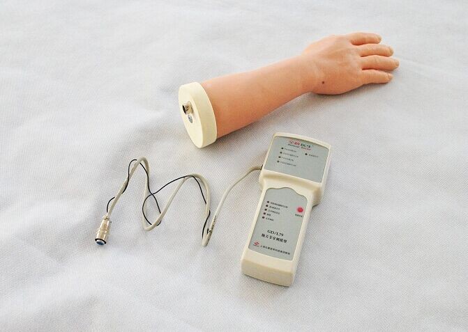 手首の注入操作の教育用具のための事実上の看護のシミュレーション