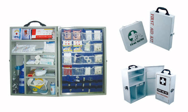 家族および病院の緊急事態のための掛かる救急処置装置箱